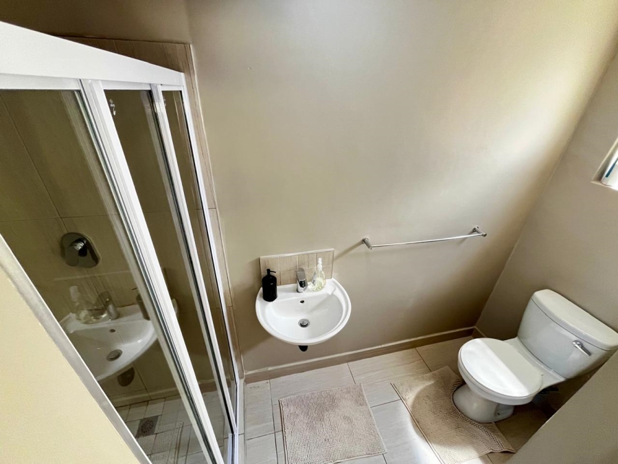 2 Bedroom Property for Sale in Nahoon Valley Park Eastern Cape